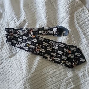 Vintage 1997 Looney Tunes tie
